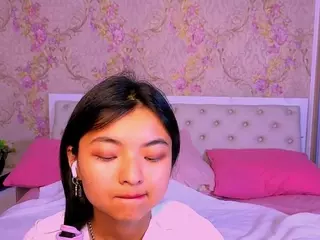 ShyKira's Live Sex Cam Show