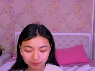 ShyKira's Live Sex Cam Show