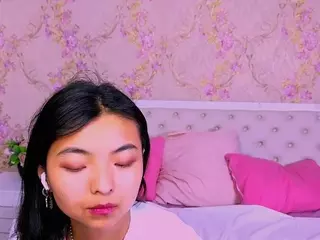 ShyKira's Live Sex Cam Show