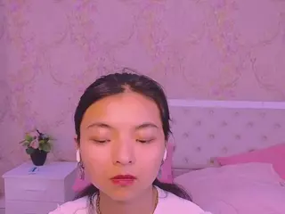 ShyKira's Live Sex Cam Show