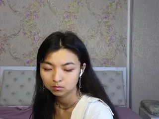 ShyKira's Live Sex Cam Show