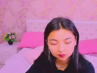 ShyKira's Live Sex Cam Show