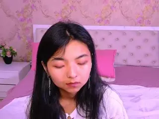 ShyKira's Live Sex Cam Show