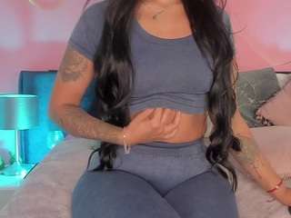 alaia-manson Live Webcam on CamSoda