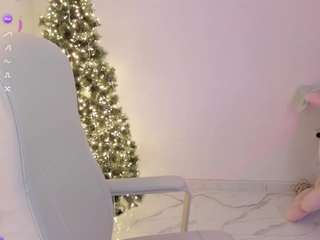 bubble-gum webcam model