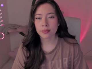 le modèle bubble-gum est en webcam porno dans un show sur le site camsoda, il possède les tags suivants: ahegao,pussy,ass,lush,natural,no smoking,orgasm,pov,saliva,handjob,sexy,shaved-pussy,skinny,spank,strip,toys,wet,hazel eyes,lovense,fuck machine