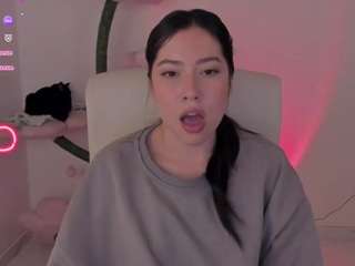 bubble-gum Live Webcam on CamSoda