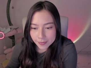 bubble-gum Sex Cam Show