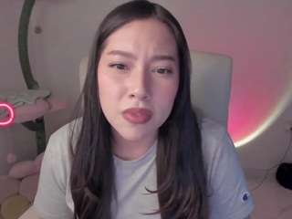bubble-gum Sex Cam Show