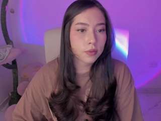 bubble-gum Sex Cam Show