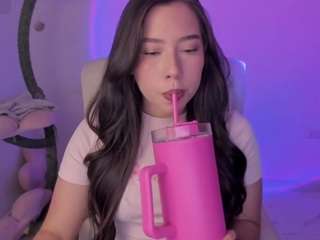 bubble-gum Live Webcam on CamSoda
