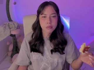 Bubble-gum live cam preview