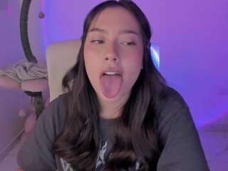 Bubble-gum live cam preview