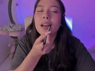 Bubble-gum live cam preview