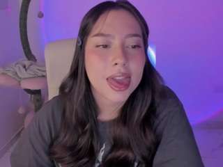 Bubble-gum live cam preview