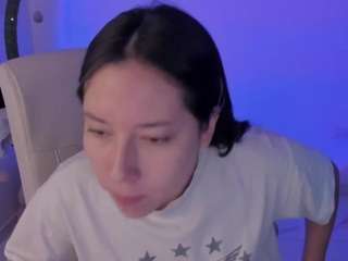 Bubble-gum live cam preview