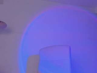 Bubble-gum live cam preview