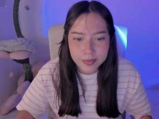 Bubble-gum live cam preview