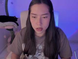 Bubble-gum live cam preview