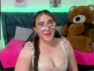 Your perfect Diamond's Live Sex Cam Show