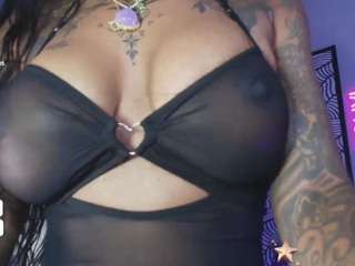 women camsoda