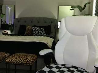 iamtattedqueen Sex Cam Show