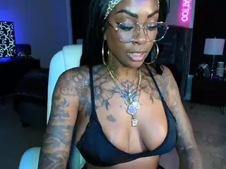 TattedQueen's Live Sex Cam Show