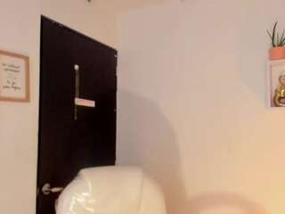 victoria-becker webcam