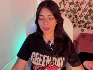 victoria-becker Live Webcam on CamSoda