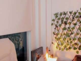 le modèle victoria-becker est en webcam porno dans un show sur le site camsoda, il possède les tags suivants: ahegao,strip,naked,ass,pussy,shaved pussy,skinny,small-ass,spank,squirter,striptease,lovense,student,tattoos,tease,teen 18,toys,twerk,voyeur,young-adult