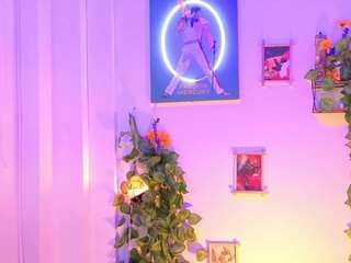 Live webcam model victoria-becker on Soda Cams