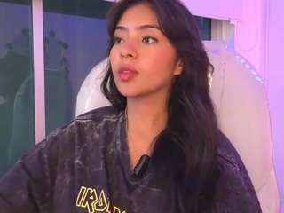 Live webcam model victoria-becker on Soda Cams