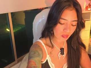 Victoria-becker live webcam show