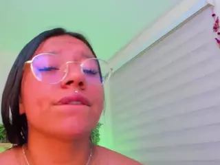 IVANNA's Live Sex Cam Show