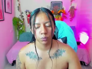 IVANNA's Live Sex Cam Show