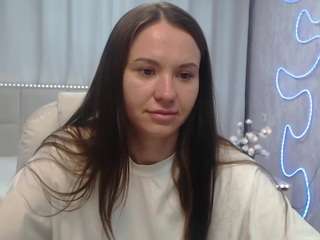 KaraCriegs live webcam show