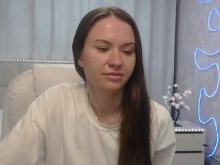 KaraCriegs live webcam show