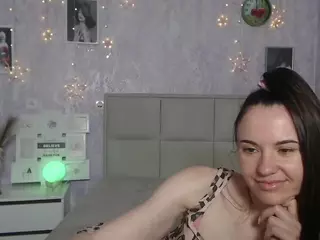 KaraCriegs's Live Sex Cam Show
