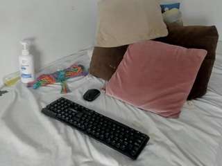 Maya-Graham live cam preview