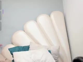 Maya-Graham's Live Sex Cam Show