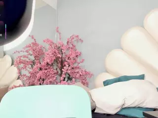 Maya-Graham's Live Sex Cam Show