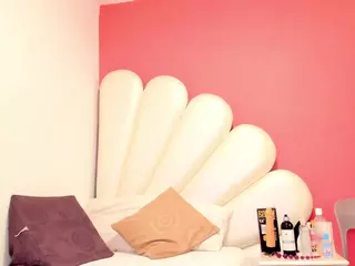 Maya-Graham's Live Sex Cam Show