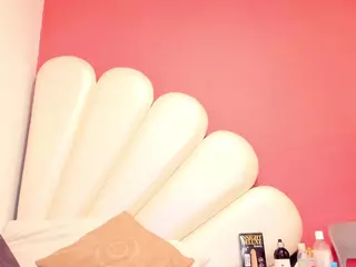 Maya-Graham's Live Sex Cam Show