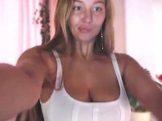 flash boobies [1 tokens remaining]