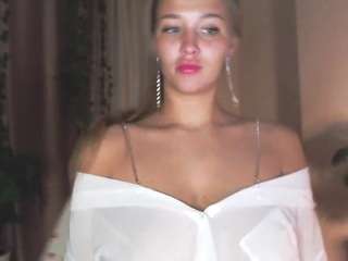 milkybunny Live Webcam on CamSoda