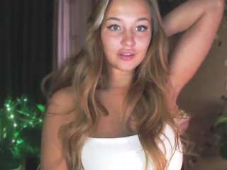 milkybunny Live Webcam on CamSoda