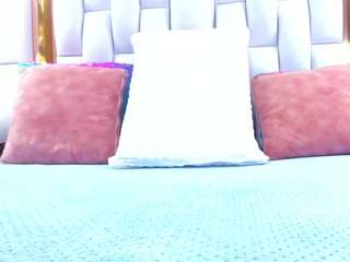rileysweet Live Webcam on CamSoda