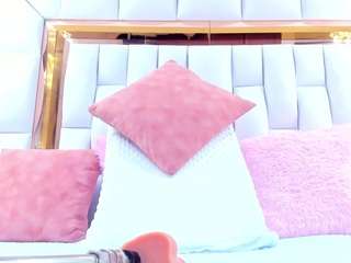 rileysweet Live Webcam on CamSoda