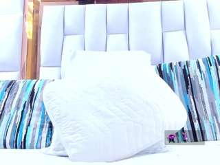 rileysweet live webcam show
