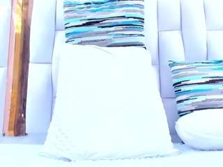 rileysweet live webcam show